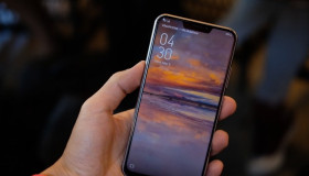 Top 3 smartphone “tai thỏ” tốt nhất ngoài iPhone X bạn nên sở hữu