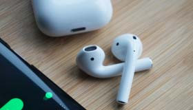Tai nghe Airpods 2 chính thức ra mắt có sạc không dây giá chỉ từ 3,7 triệu đồng