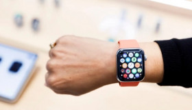 Apple Watch chiếm hơn 50% doanh thu từ đồng hồ thông minh