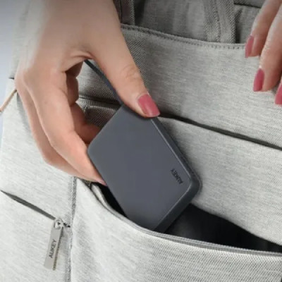 sac-du-phong-aukey-pb-y53-spark-sling-10000mah-15w-kem-cap-usb-c