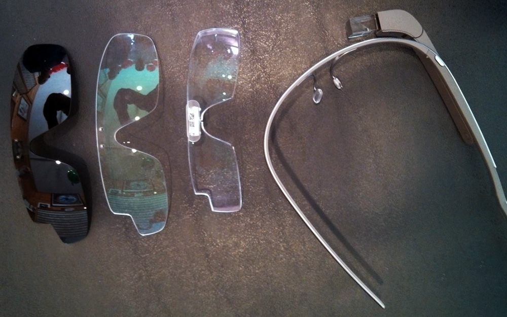 Google Glass đã được mọi người bàn tán rất nhiều Mat kinh Google Glass ra ban cap nhat firmware bi an hinh 3