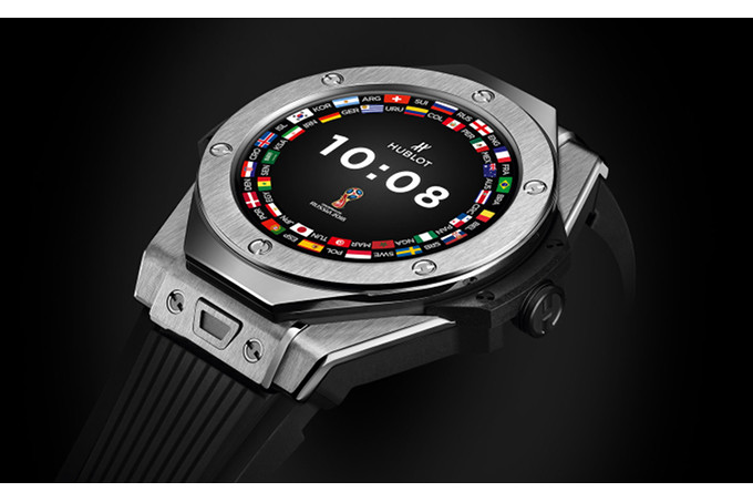 Smartwatch mới của Hublot Hublot ra mat smartwatch mang chu de fifa