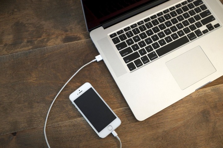 iphone de bị hack khi ket noi voi may tinh