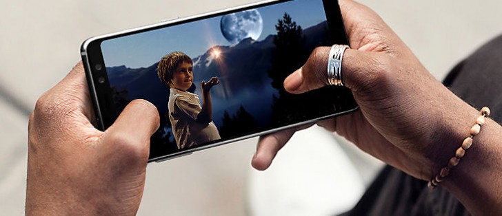 thong tin ve galaxy a6, a6 plus con lai giua galaxy a va galaxy j