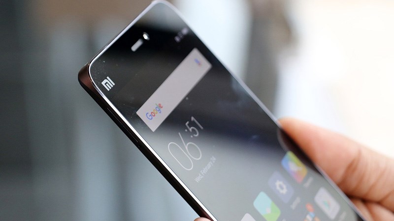 Xiaomi Mi Mix 2S xiaomi bi cao buoc vi pham bang sang che - mi mix 2s tam dung san xuat