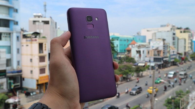 samsung galaxy j6 chinh thuc len ke tai viet nam tu ngay 1/6