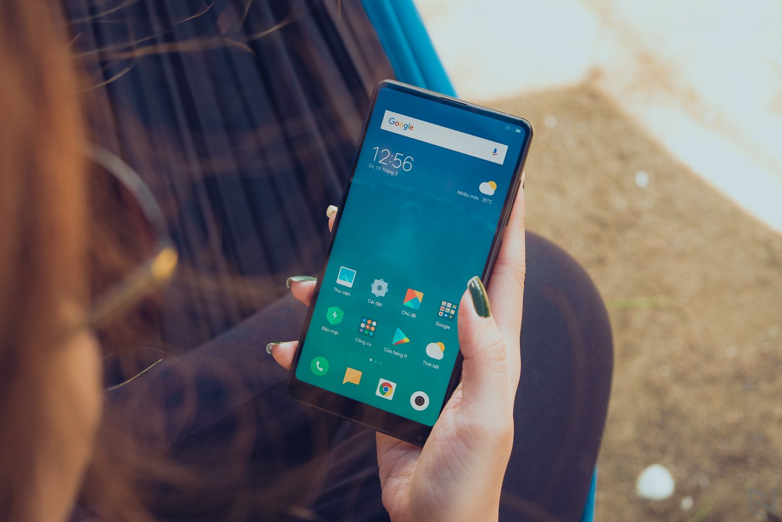 siêu phẩm xiaomi mi 8, mi 8 se tiếp tục lộ teaser trước giờ “ g” 
