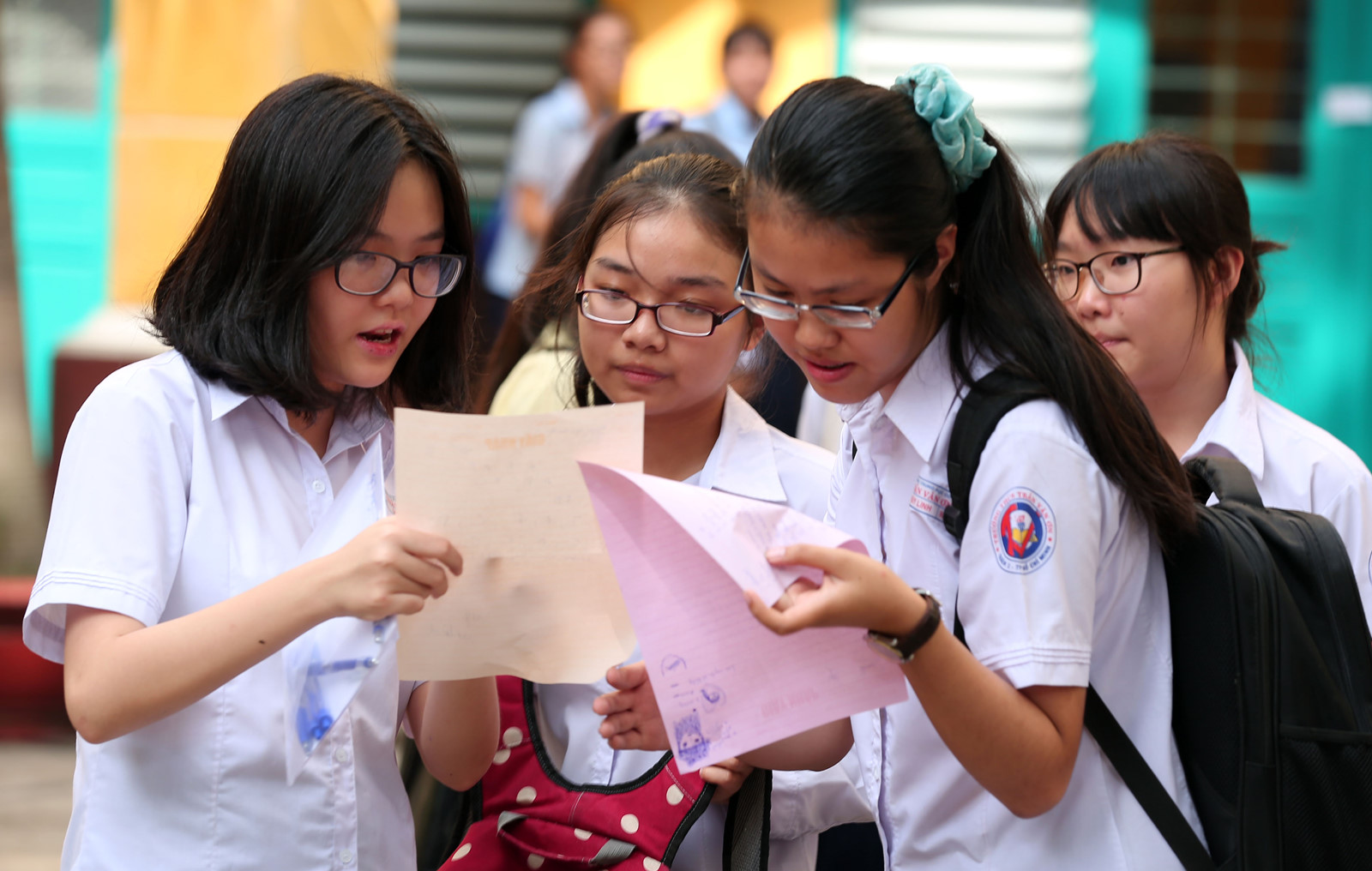 da co diem thi tuyen sinh lop 10 tại tp.ho chi minh: diem thap, nhieu bai toan chi dat 0 diem hinh 2