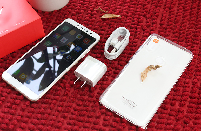 xiaomi-redmi-s2-vo-doi-tam-gia-duoi-4-trieu-dong