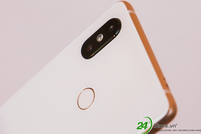 camera sau Xiaomi Mi 8 SE