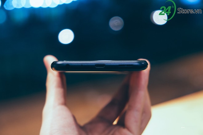 Ngắm nhìn chiếc ZenFone Max Pro M1 sắp được bày bán tại Việt Nam ngam nhin chiec zrenfone max pro m1 sap duoc bay ban tai viet nam hinh 9