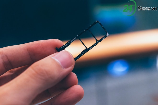 Ngắm nhìn chiếc ZenFone Max Pro M1 sắp được bày bán tại Việt Nam ngam nhin chiec zrenfone max pro m1 sap duoc bay ban tai viet nam hinh 5