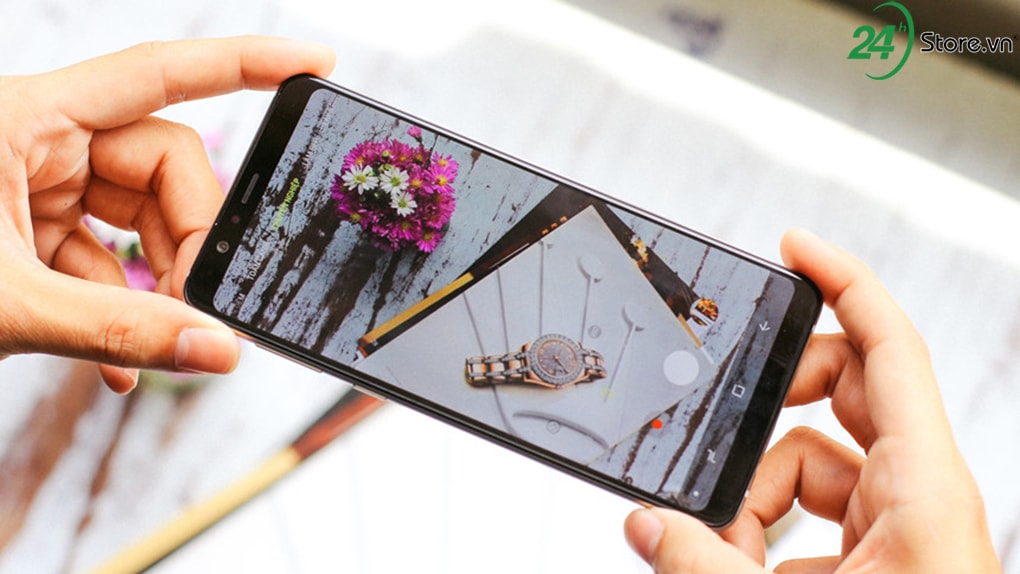 samsung galaxy a8 star-smartphone can cao cap chinh thuc lo dien hinh 1
