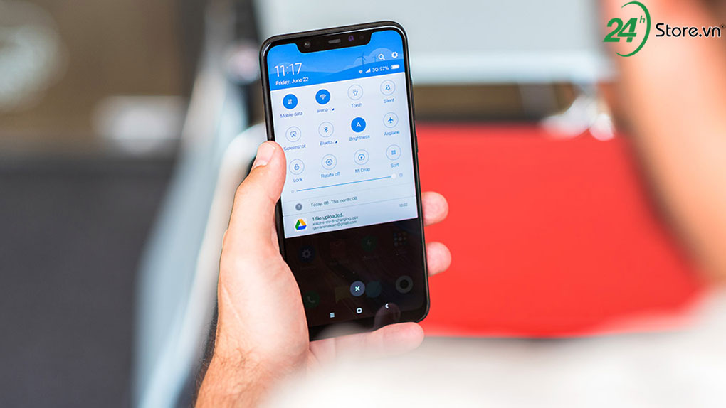 Hé lộ ảnh thực tế Xiaomi Note Redmi 6 Pro sở hữu pin 4000 mAh, 4 camera xiaomi redmi note 6 pro so huu pin 4000 mah, 4 camera