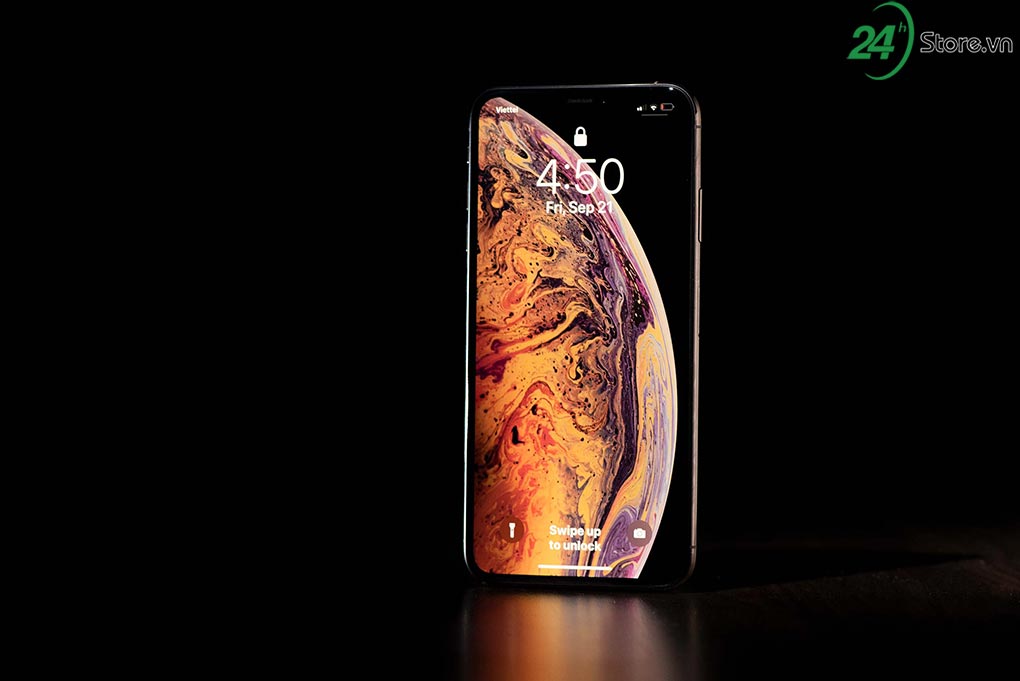can canh dap hop iphone xs max sieu chat tai 24hstore 2