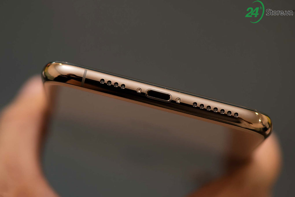 can canh dap hop iphone xs max sieu chat tai 24hstore 6