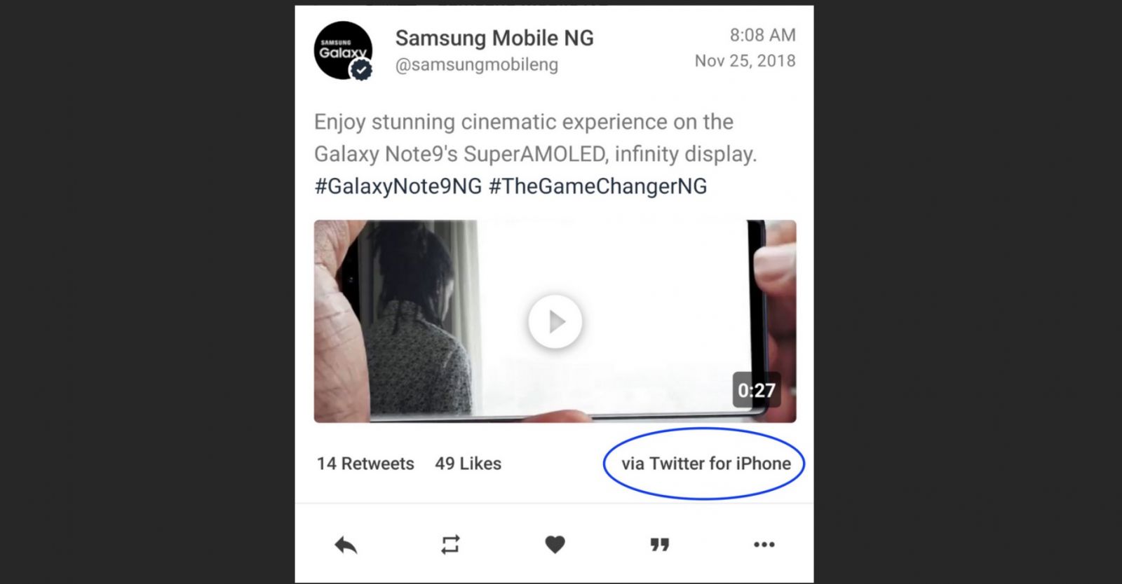 nhan vien samsung hai lan quang cao note 9 9 bang iphone