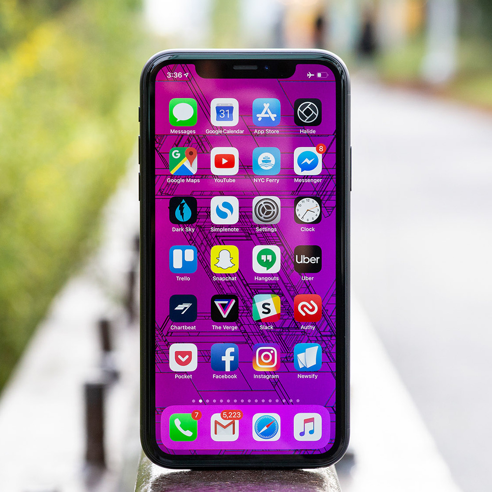 top 4 smartphone co dung luong pin cuc dinh