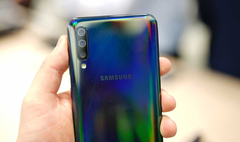 mặt sau a60