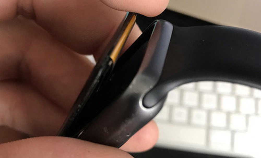apple watch series 3 bi loi nghiem trong khien apple phai hau toa
