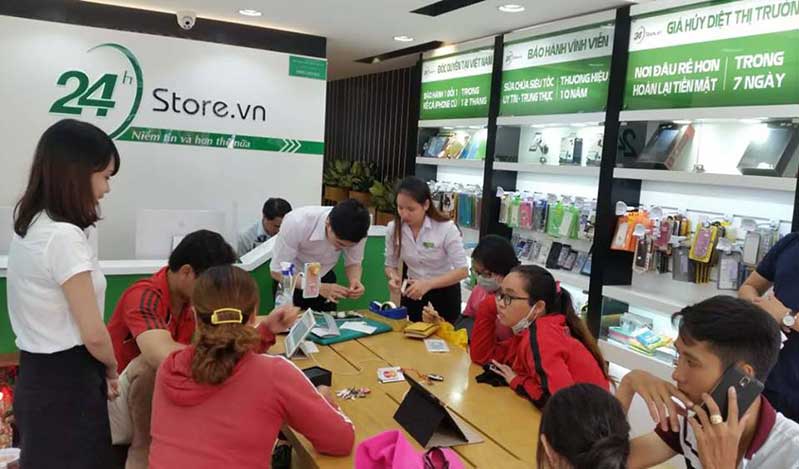 apple watch series 1 42mm mat nhom mau den day cao su 99 hinh anh 4