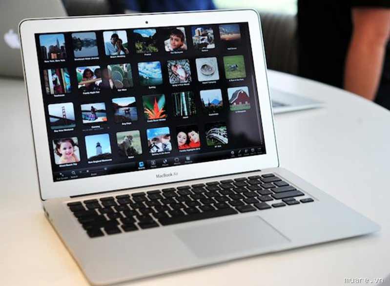 Macbook Air 13.3 MC965 2011