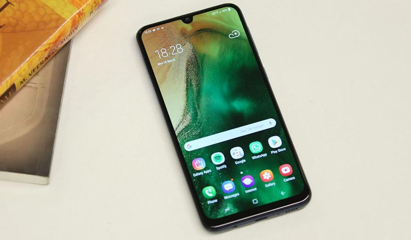 So sánh Samsung Galaxy A40s và Redmi Note 7 Pro nên chọn con nào? So sánh Samsung Galaxy A40s và Redmi Note 7 Pro mới