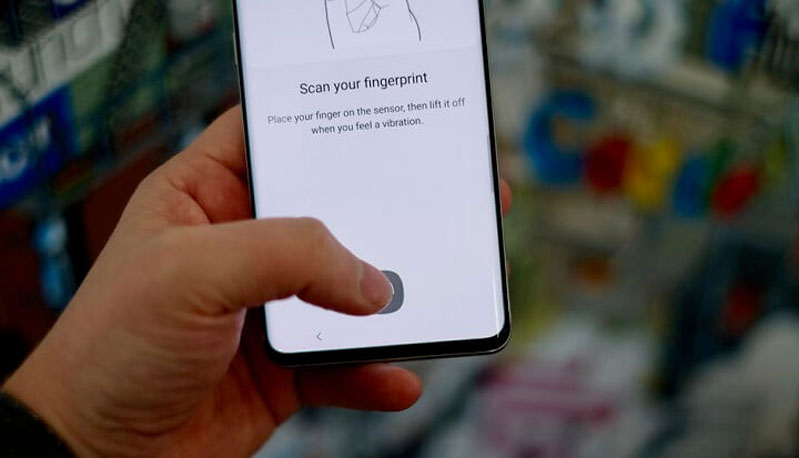 5 meo cuc ky huu ich voi cam bien van tay samsung galaxy s10 2