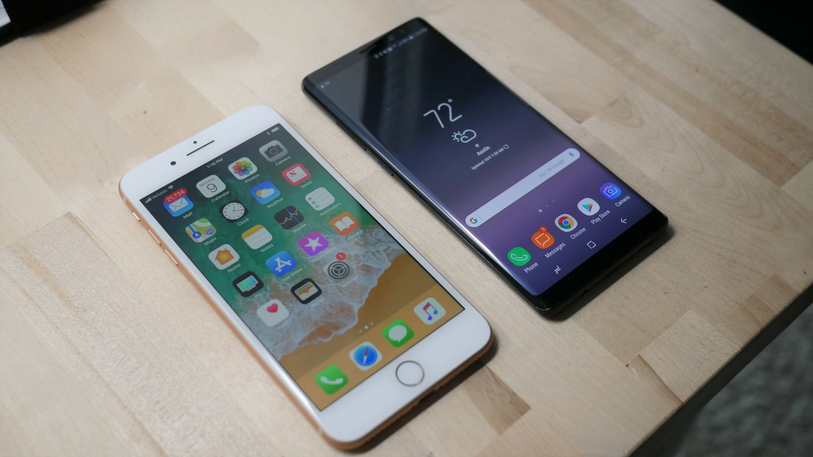 so sanh iphone 8 plus cu voi samsung galaxy note 9 cu cuu flagship nao ngon hon hinh 2