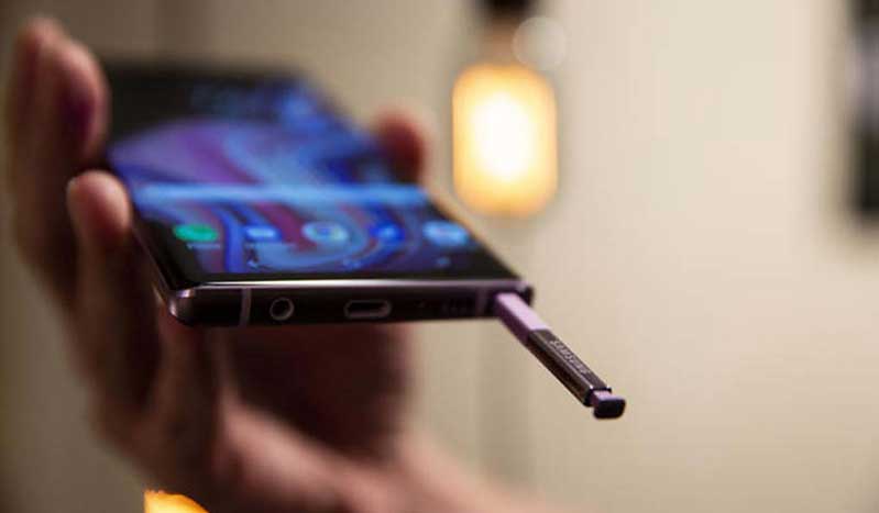 diem khac biet co ban giua samsung galaxy note 9 xach tay va hang cong ty