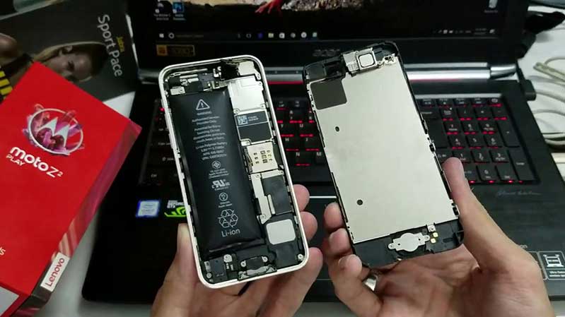 thay pin cu doi pin moi chinh hang cho iphone tai benh vien dien thoai 24h uy tin, gia tot