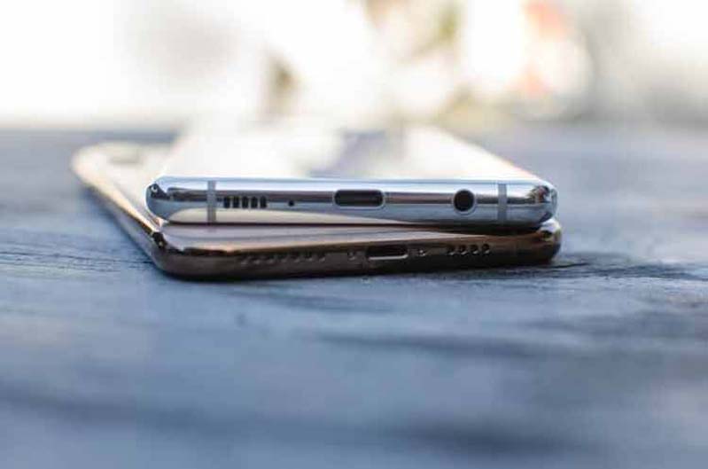Cấu hình, pin và hỗ trợ sạc nhanh tuyệt đỉnh của Samsung S10 Plus 3 ly do ban nen chon mua galaxy s10 plus thay vi iphone xs max 4
