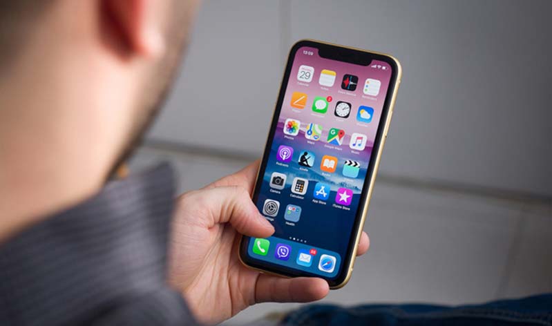 iPhone 11 R phiên bản người kế nhiệm của iPhone XR