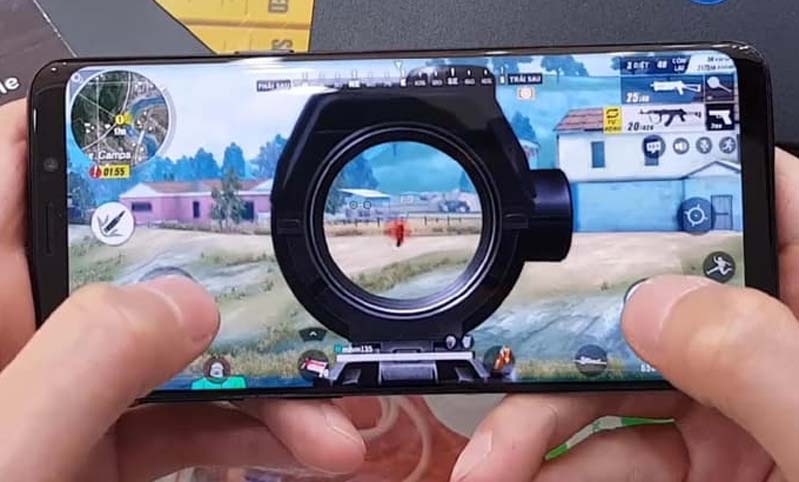 Giá bán iPhone 7 Plus và Galaxy S9