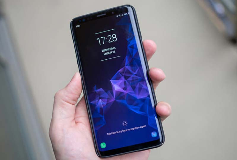 So sánh màn hình iPhone 7 Plus và S9