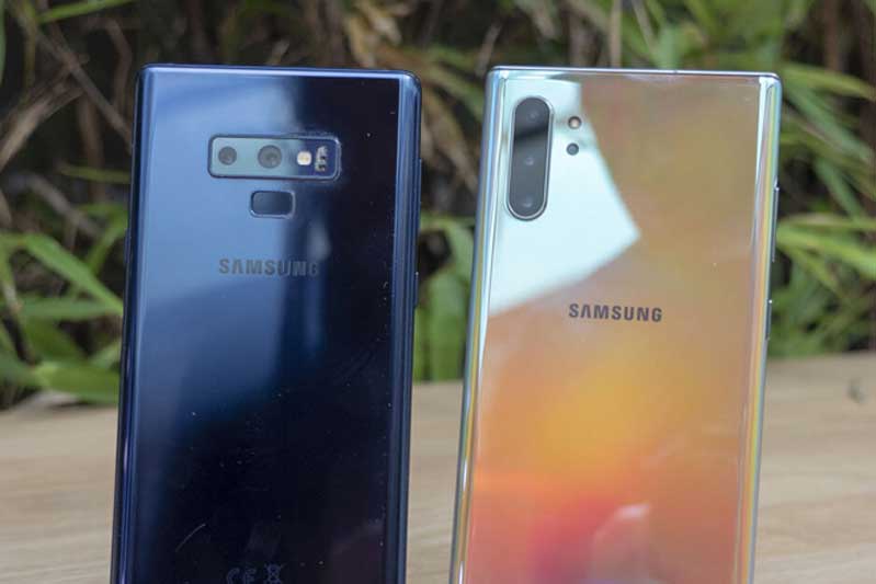 mặt sau của samsung galaxy note 10