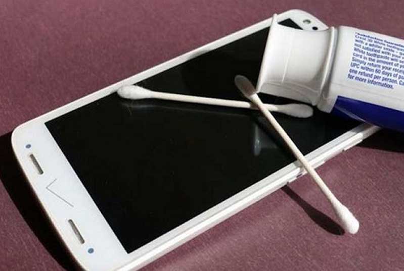 7 cach lam giam vet xuoc tren man hinh iphone trong 30 giay 3