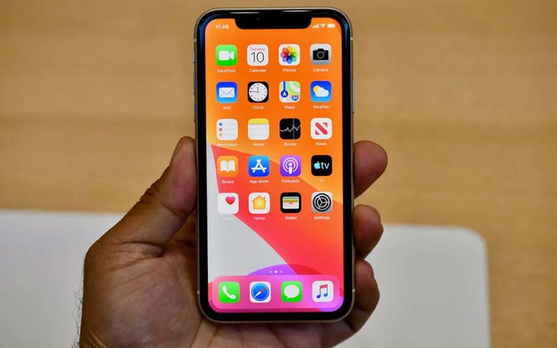 Apple cảnh báo sử dụng màn hình không chính hãng