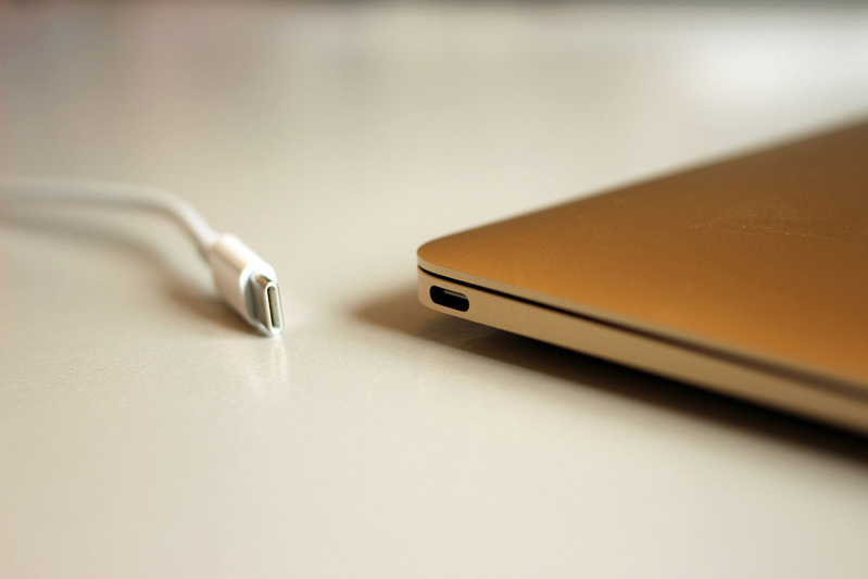 Type C USB với công suất truyền tải điện ưu việt hơn và dễ dàng kết nối