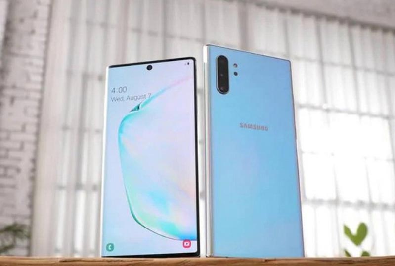 galaxy note 10 voi cong nghe sac nhanh superfast charge co than toc 2