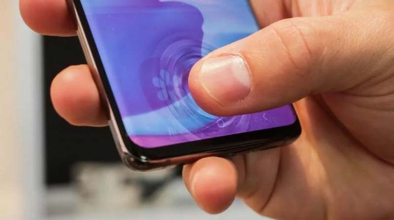 Samsung phát hành bản vá lỗi cảm biến vân tay của Galaxy S10 