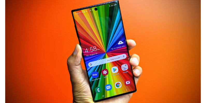 Note bị coi là kỳ lạ bởi dáng vẻ nhỏ bé của mình
