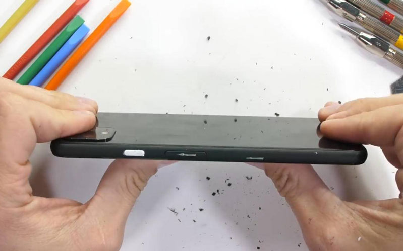 Pixel 4 XL có phải là cú lừa để tạo Phốt tạo Doanh Thu