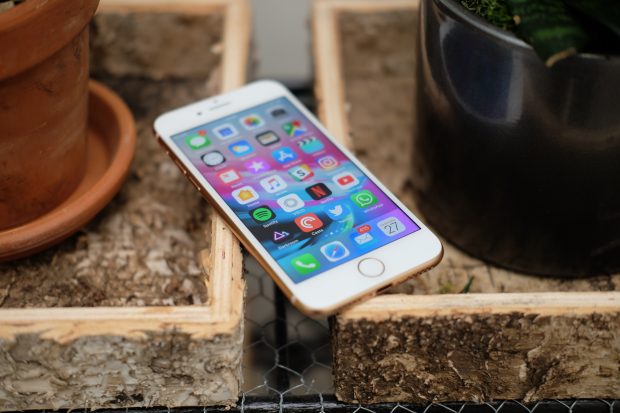Công nghệ màn hình OLED sắc nét của iPhone 8 cũ 256 Gb