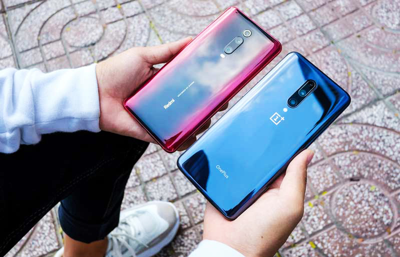 mặt lưng của redmi k20 pro và oneplus 7 pro