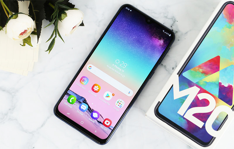 Samsung Galaxy M20 lại có viên pin cực khủng 5000 mAh Samsung Galaxy M20 lại có viên pin cực khủng 5000 mAh