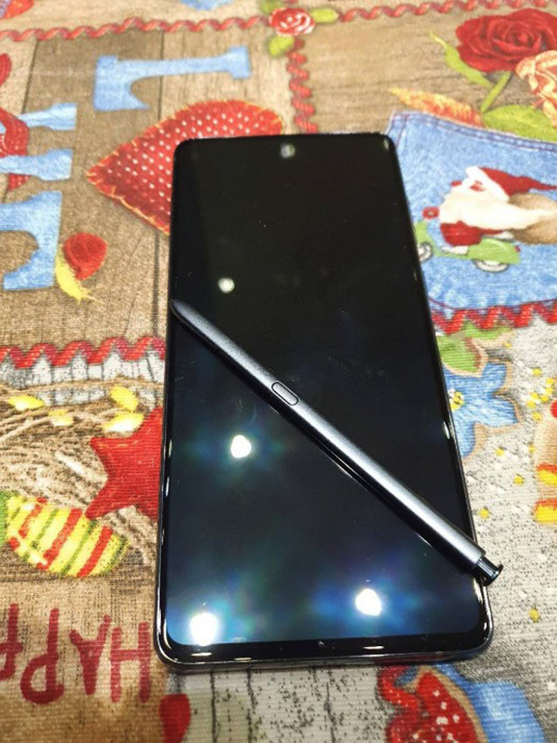 mặt trước của note 10 lite