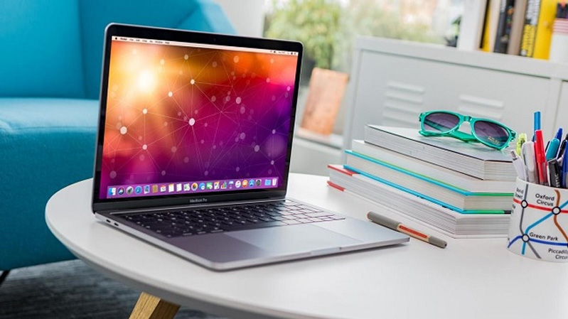 Khả năng di động của MacBook Pro 13 inch tốt hơn Khả năng di động của MacBook Pro 13 inch tốt hơn