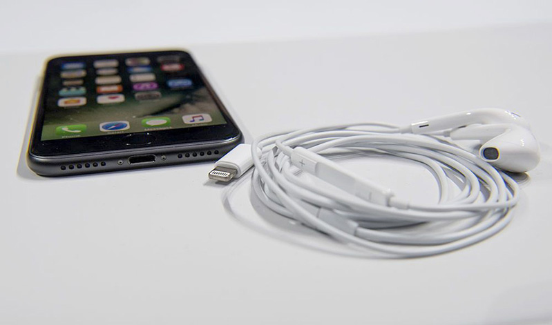 iPhone sẽ không bao gồm tai nghe EarPods