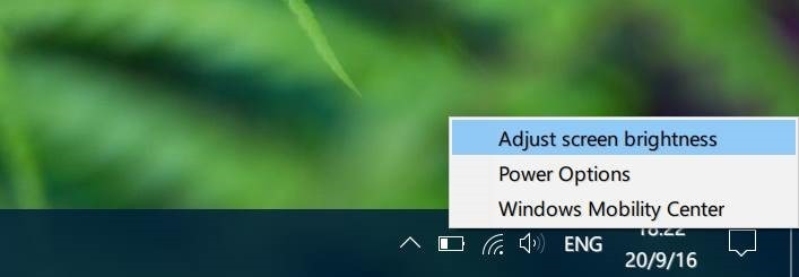 Chỉnh độ sáng màn hình bằng Task bar